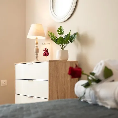Apartament M&m 1 *